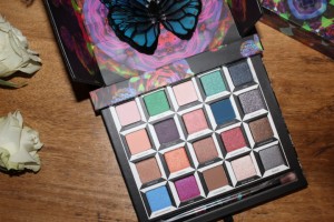 Urban Decay make up palette