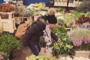 Jo picking flowers at the flower market.