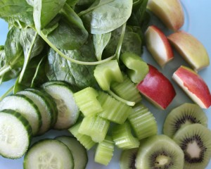 Flat lay styled geen fruit and veg